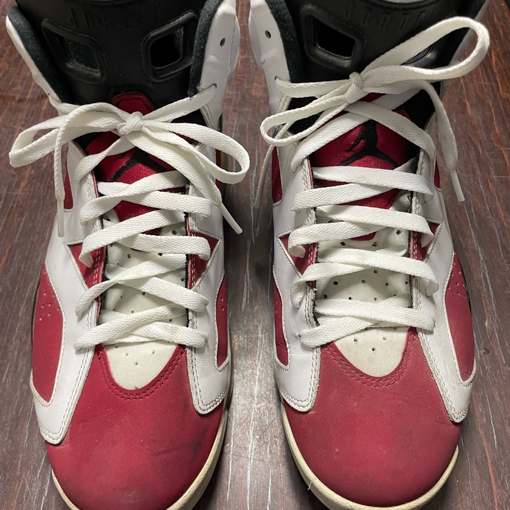 Jordan Athletic Shoes Red and White